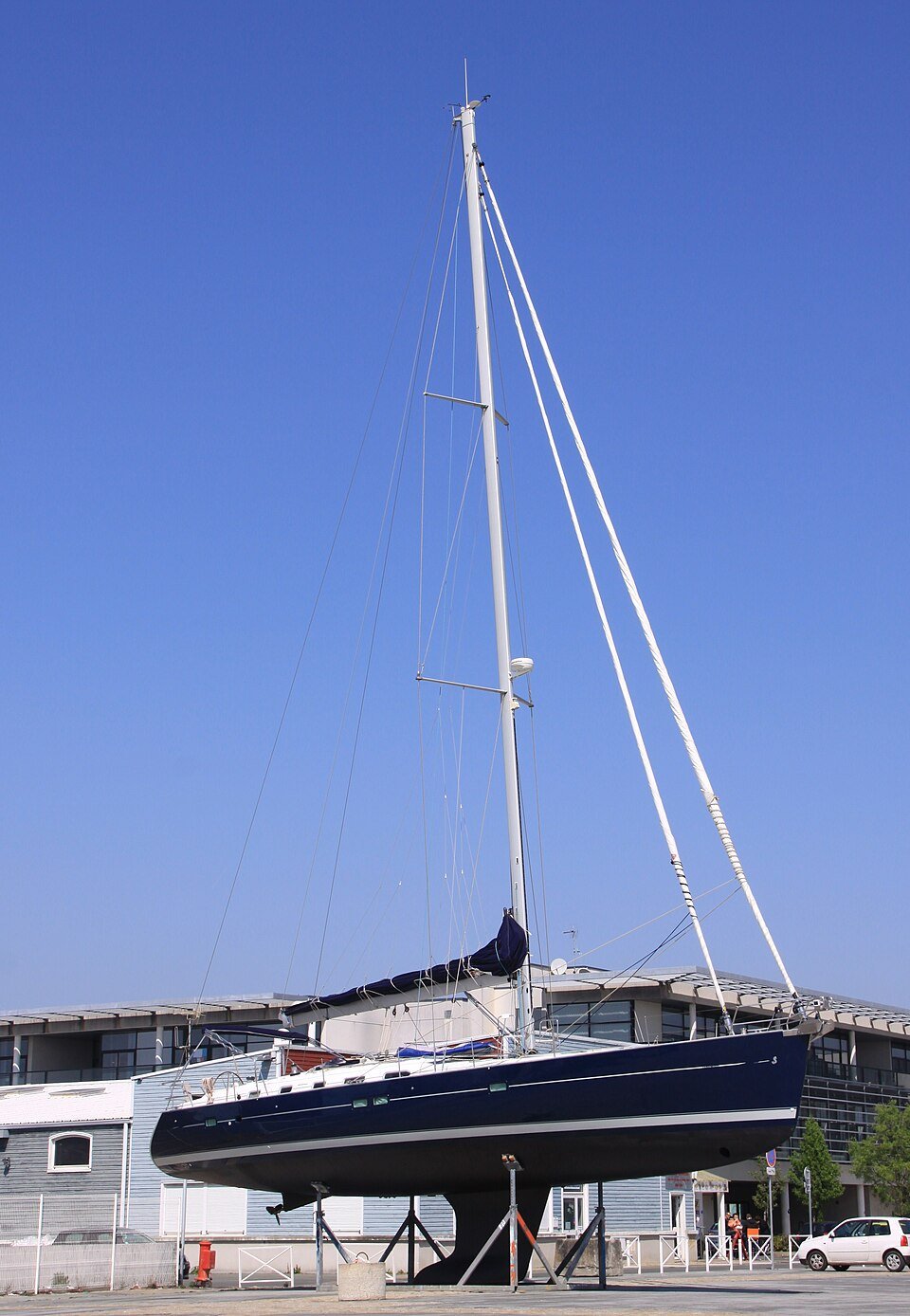 2005 Beneteau Oceanis 423